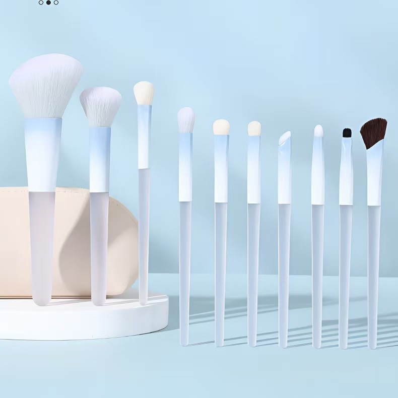 Chen Yuanyuan の同じスタイルの 10 ピースメイクアップブラシセット、完全な収納とポータブルアイシャドウブラッシュブレンディングブラシセット|undefined