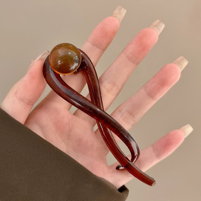 Twist una palabra clip de cabello para mujeres detrás de la cabeza clip de cabello 2024 nuevo estilo de alta calidad medio clip de cabello tiburón adornamiento para el cabello image 23