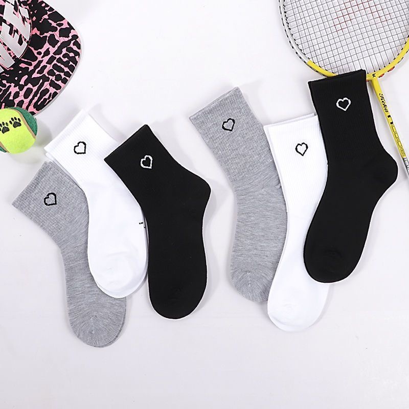 love socks women‘s mid-calf korean style ins trendy all-match love sports socks men‘s and women‘s same black and white thigh high socks