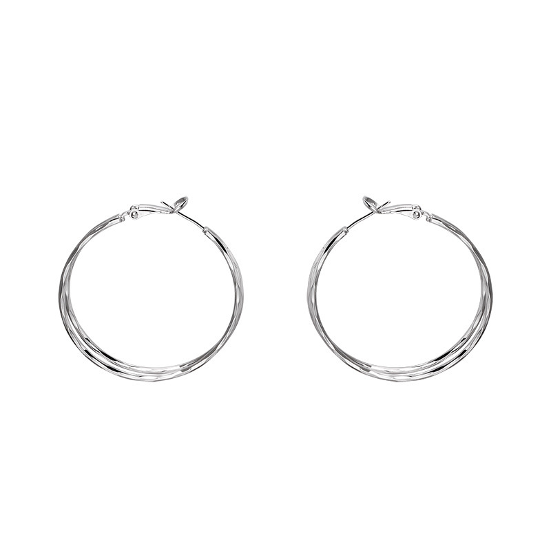 Elegante aretes de círculo exagerado para mujeres lujosos y de alta calidad adecuados para la cara grande aretes de auriculares de temperamento simple aretes de auriculares image 5