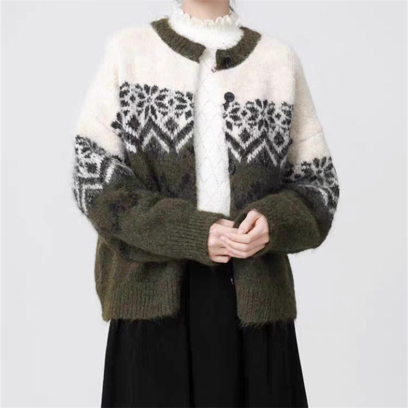费尔岛欧美跨境秋冬季女式针织衫复古北欧圣诞雪花提花毛衣女外套|undefined