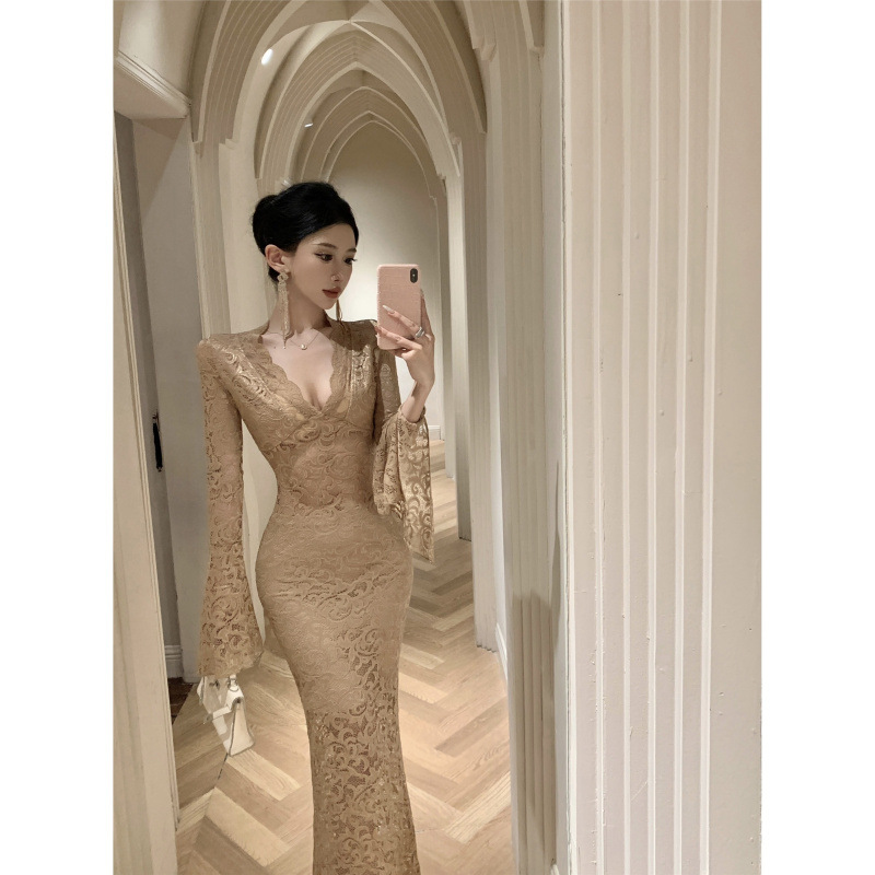 V-Neck dress Women's Early Spring New Elegant Slim-Fit Sexy Hollow-Out Waist Long-Sleeved Lace Slimming Long Dress for Hip