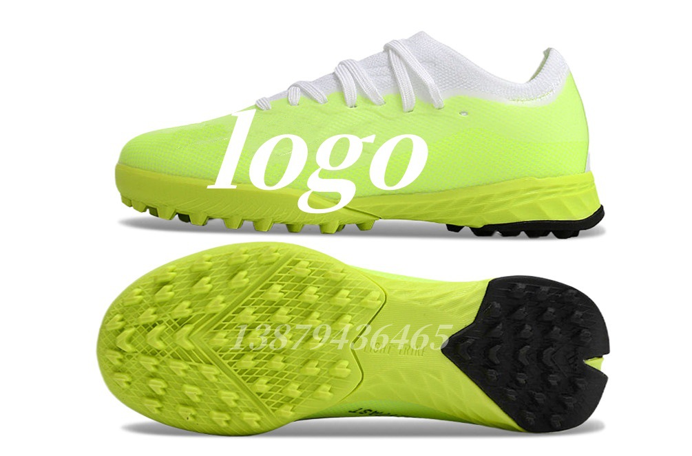 Los fabricantes de Putian venden al por mayor zapatos de fútbol de la serie X de entrenamiento verde de uñas rotas para niños y niñas de interior transfronterizos