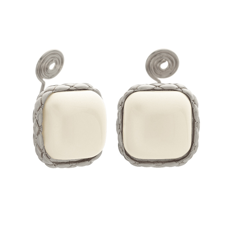 Pequeño estilo francés de viento cuadrado pan al vapor perlas