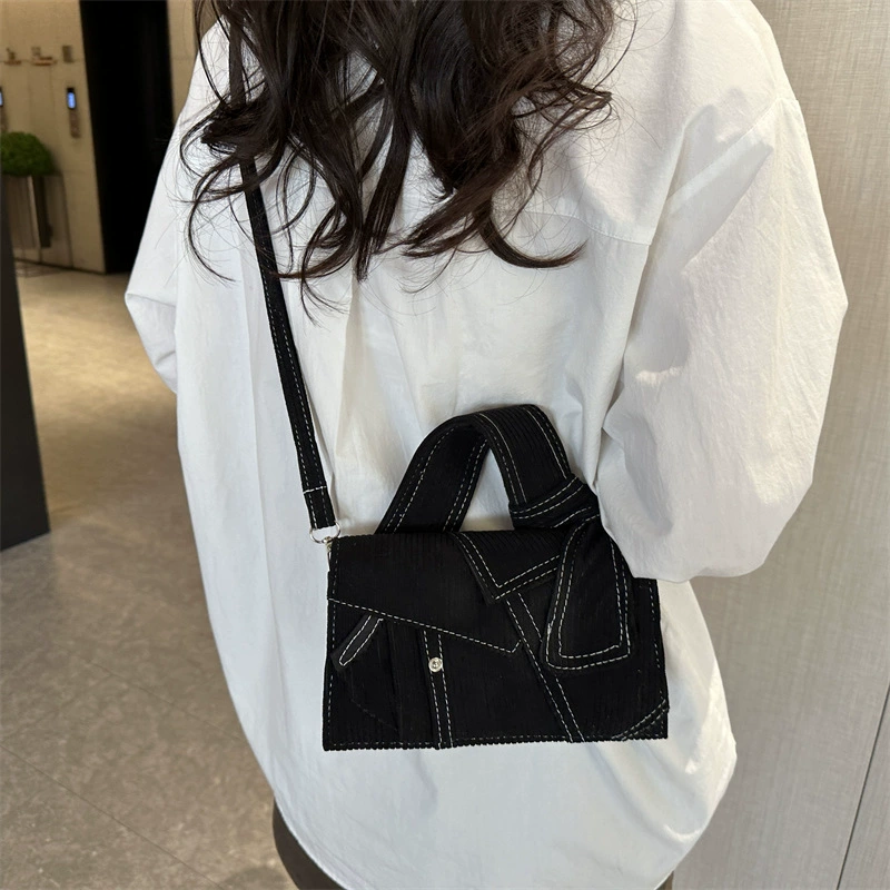 Small design denim shoulder bag, bag strap, one-shoulder bag, trend of season