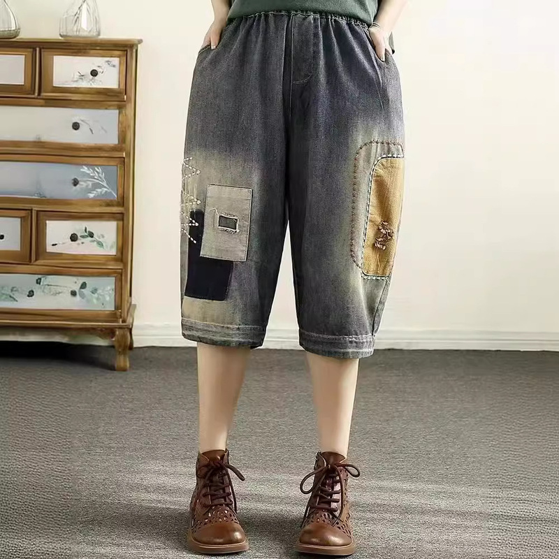 Casual Washed White Cotton Jeans Women's Summer New Arrival Elastoelastic Waist Ripped Padded Cloth Shorts Casual Washed White Cotton Jeans Women's Summer New Arrival Elastoelastic Waist Ripped Padded Cloth Shorts