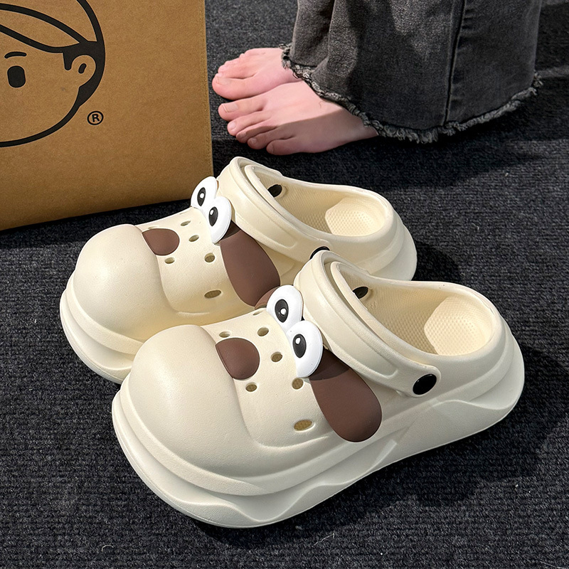 Летние мультяшные милые тапочки в стиле Crocs на платформе, ультрамягкие пляжные мюли, женские тапочки, подходят для носки на улице, материал