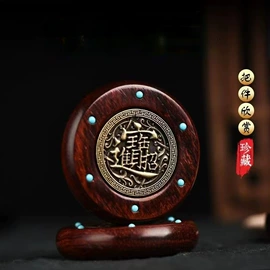 木质工艺品;美发梳;木雕/根雕