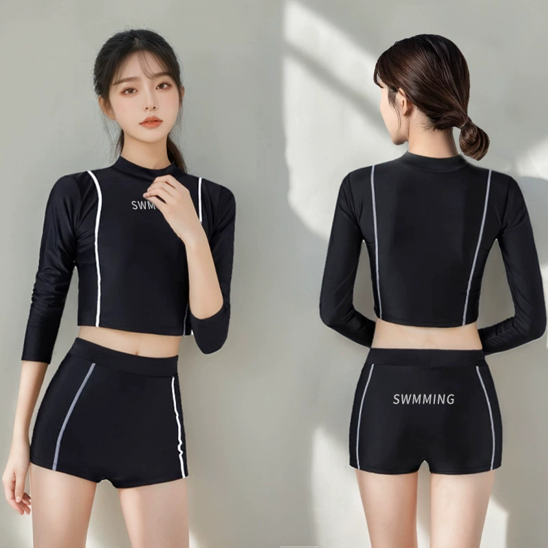 Спортивные облегающие купальники с коротким рукавом