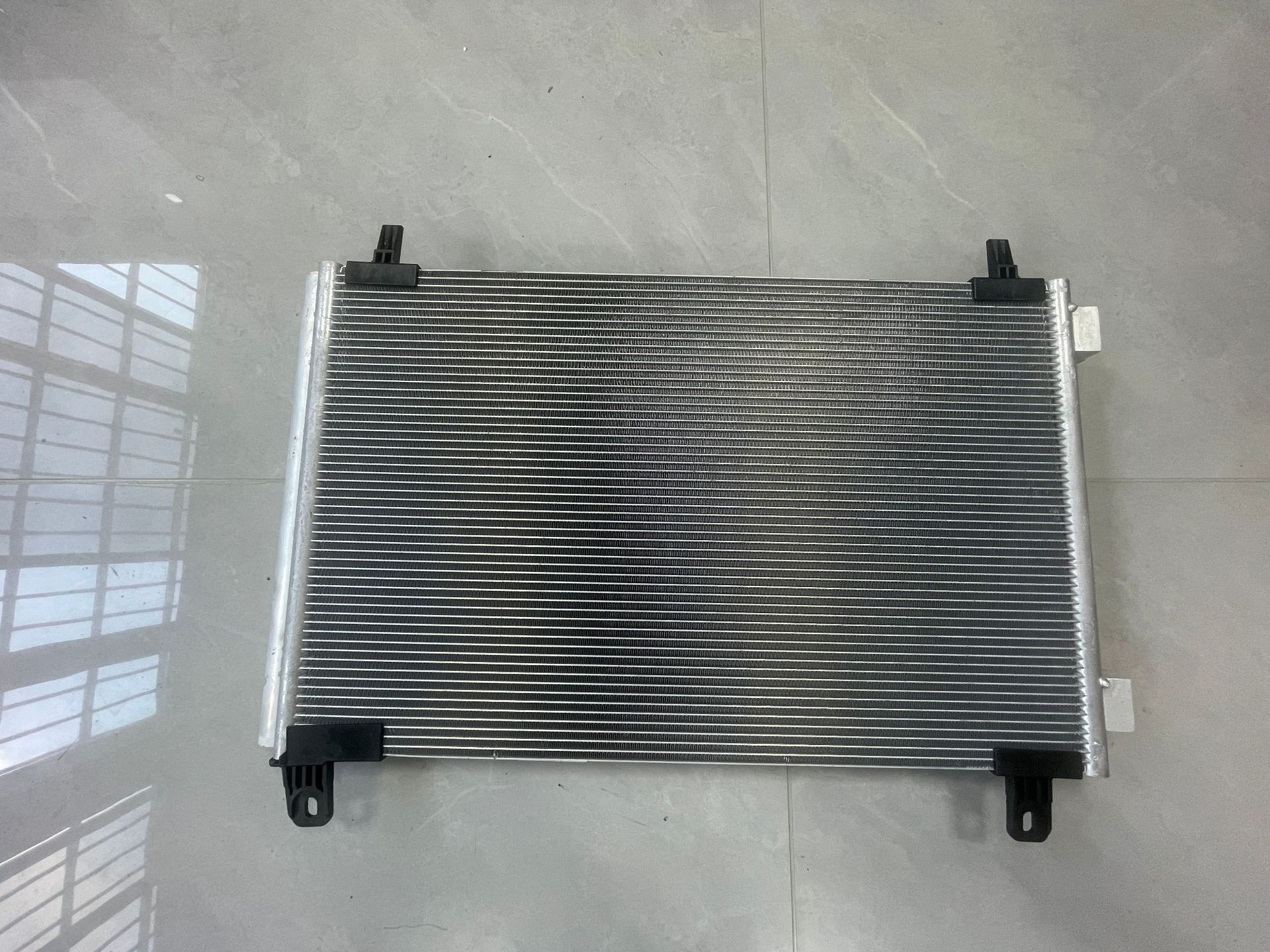 Original B012588 9831395280 9825371480 9825441980 2008 Logo Condenser