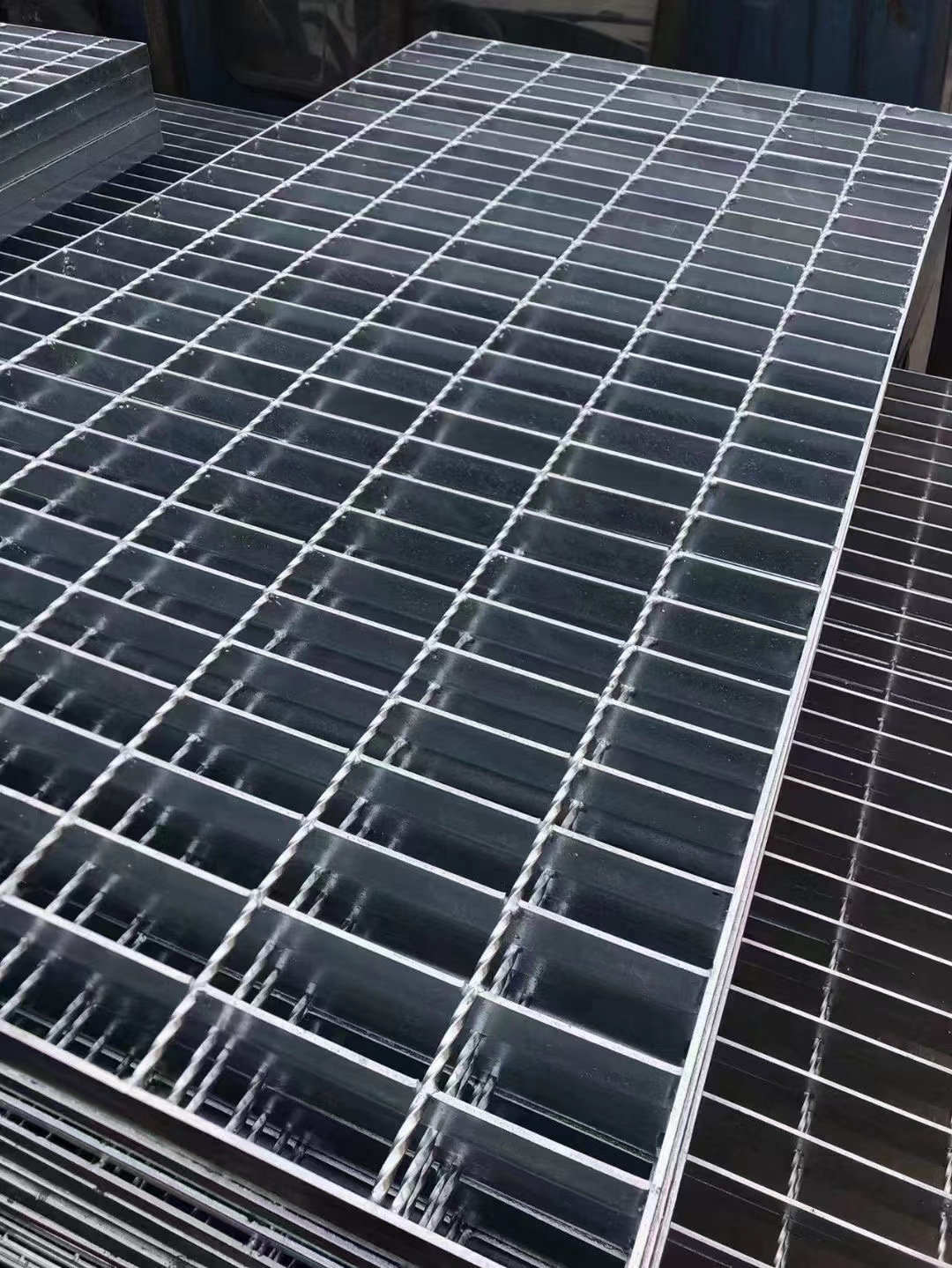 厂家批发钢格板格栅 高抗压钢格板 Q235热镀锌钢格板网格栅板