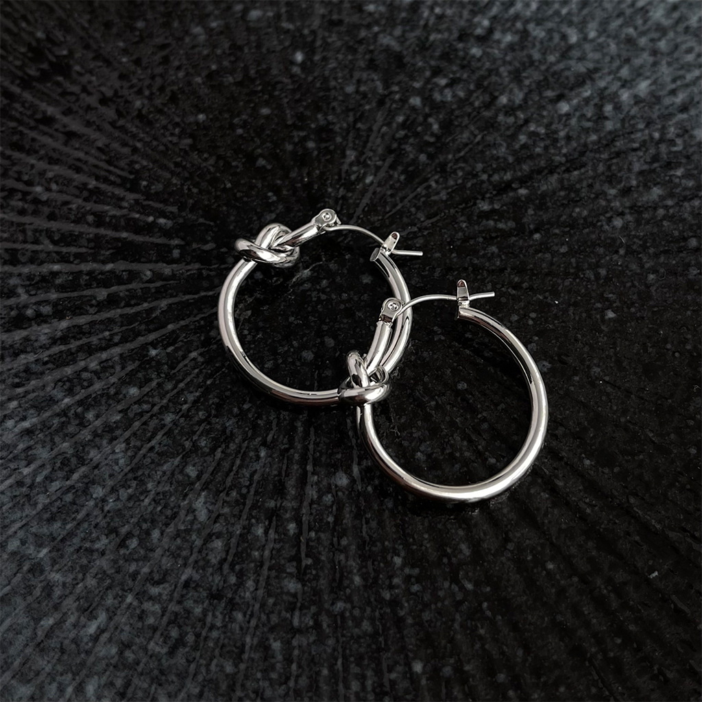 耳语_0000s_0007_组 32.jpg