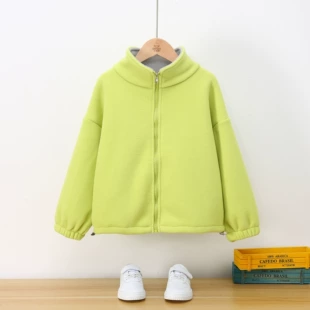 Куртка из флиса для мальчиков на молнии утеплённая осень-зима