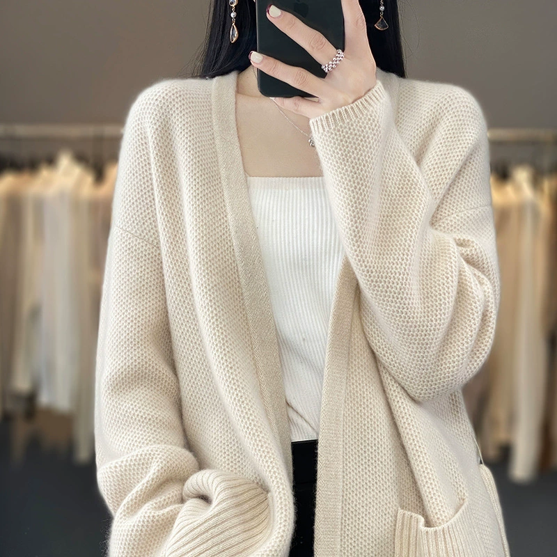 Усложненный шерстяной кардиган oversize с V-образным вырезом, свитер-кардиган из кашемира, коллекция 2023 года, размеры M–XL