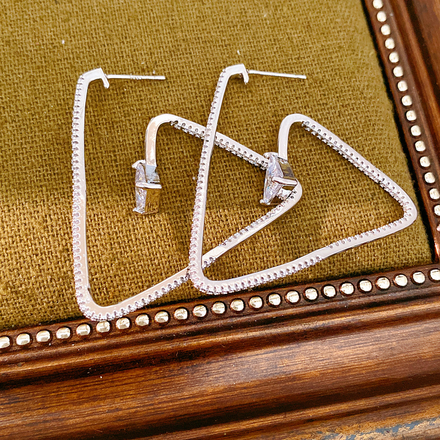 Aguja de plata de zircón triángulo colgante pernos de aretes de estilo europeo y americano exagerado nicho de moda personalidad de diseño de joyas de aretes image 7