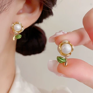 日韩时尚甜美珍珠花束耳钉女气质简约轻奢百搭小众设计感耳环批发