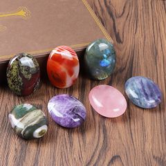 水晶の枕の石の装飾品の玉の両面の旦形のおもちゃの楕円形の石鹸の石