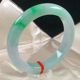金属工艺品;翡翠项饰;玉器工艺品