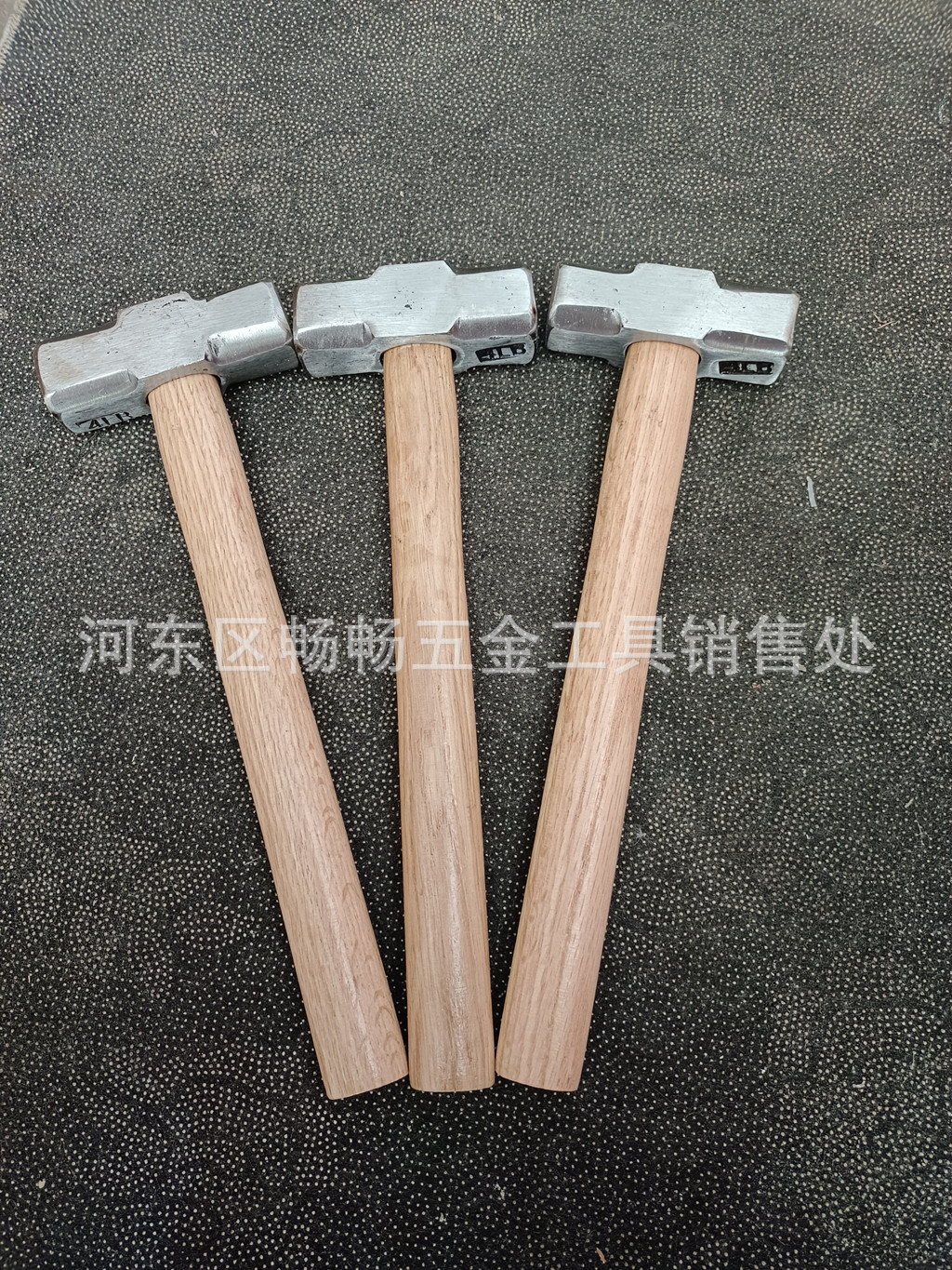 销售抛光白色木柄八角锤纯钢手锤家用多规格大铁锤安装榔头石工锤