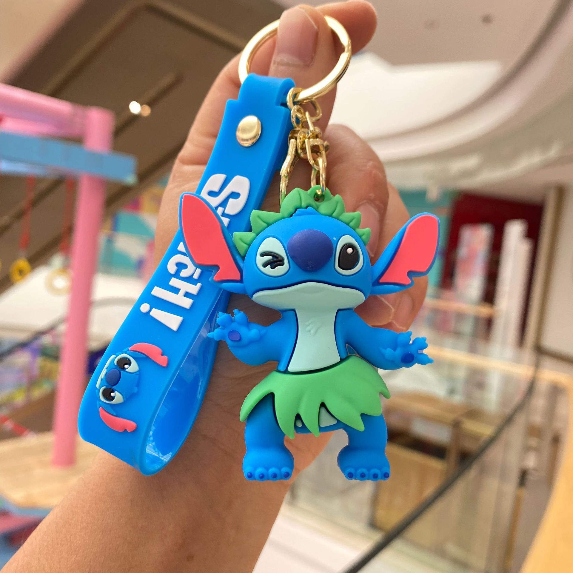 Creativo dibujos animados puntada muñeca llavero lindo PVC coche mochila colgante pequeño regalo al por mayor