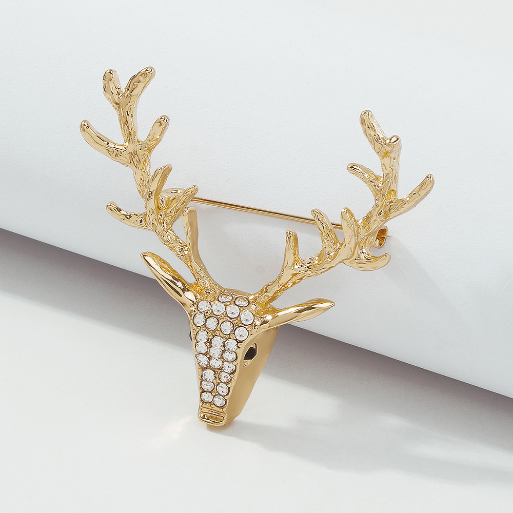 Creative Fashion Simple Deer Head Brooch display picture 1