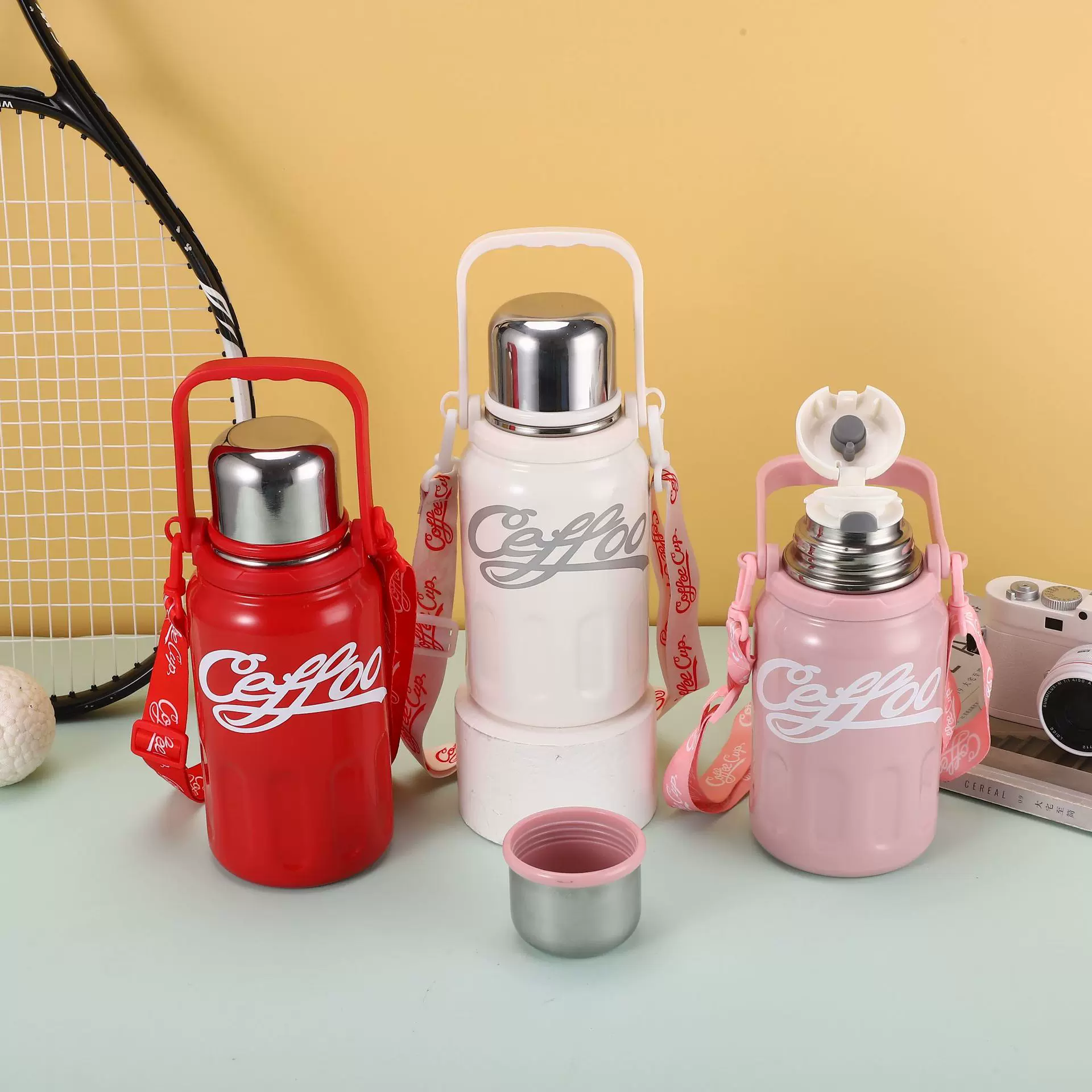 高颜值大容量保温杯316不锈钢运动瓶户外便携学生带提手背带水壶