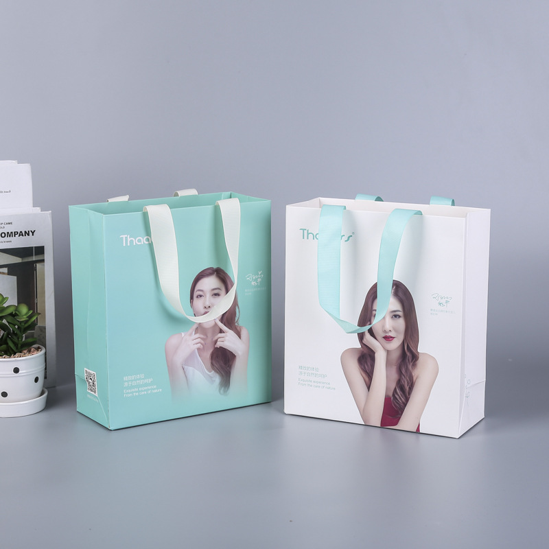 服装纸袋牛皮纸外卖购物袋茶叶礼品袋烘焙彩色手提纸袋现货