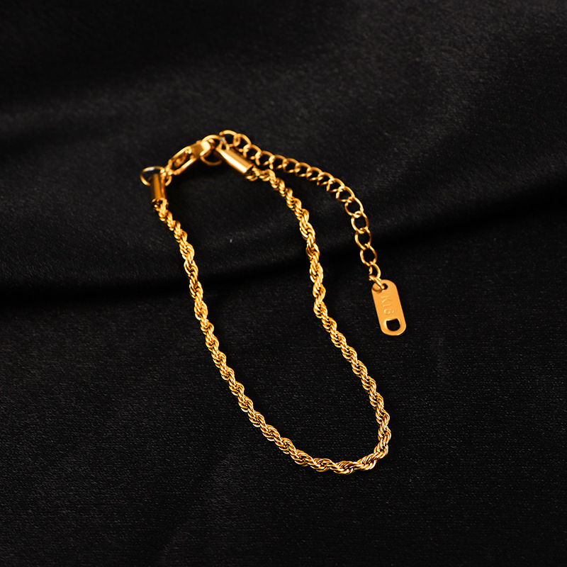 Flätat armband för kvinnor i titanstål lyxig minimalistisk_voghion.com