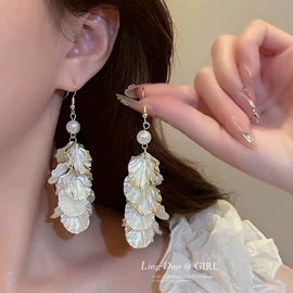 耳钉;项链;戒指