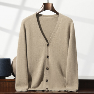 Autumn and Winter Men's Thickened Cashmere Cardigan V-Neck Buckle Fashion Business Casual Knitted Coat Wool Cardigan