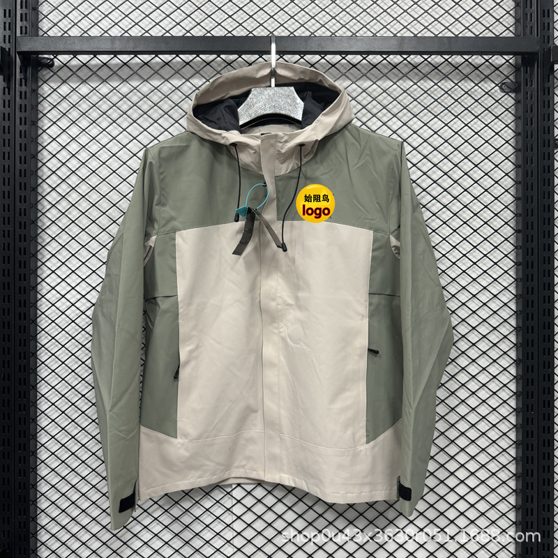 New single-layer spring and autumn outdoor jacket for men and women, large size, hooded, windproof, waterproof, suitable for mountaineering, available for export