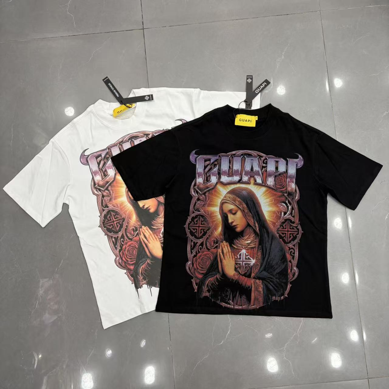 GUAPI Revived T-shirt Madonna Graphic