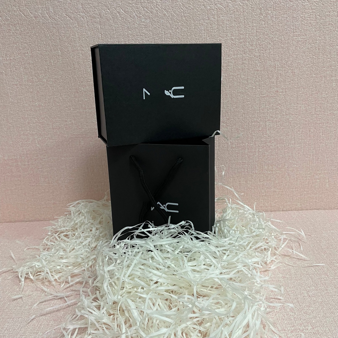 新款Ma翻盖香水礼盒套装唇釉包装口红盒手提袋空盒子纸袋子批发