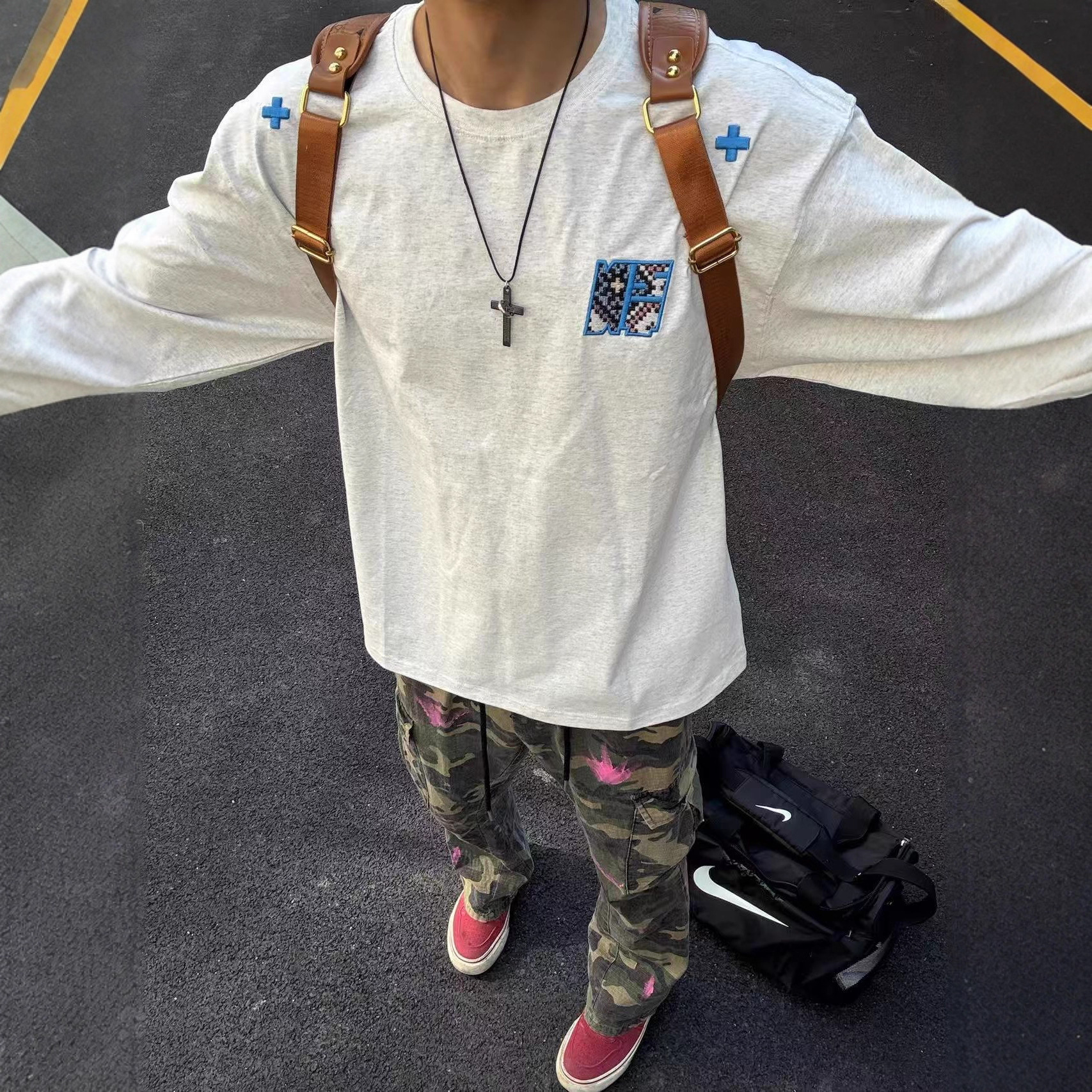 美式重磅纯棉长袖T恤男女春秋季新款宽松小众设计感刺绣情侣上衣