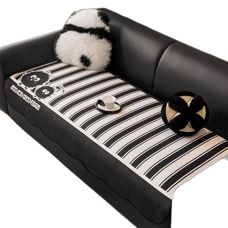 Cojín de sofá de dibujos animados de forma especial 2025 nuevo estilo Four Seasons Universal Una cubierta de tela antideslizante de fila recta de chenilla