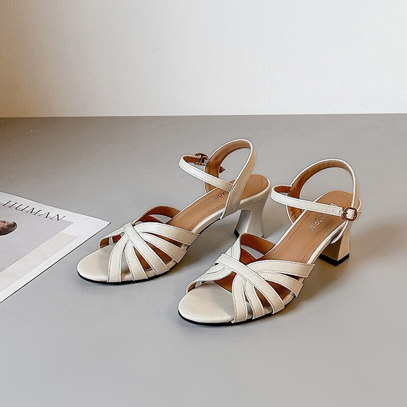 Sheepskin French-Style High-Heeled Sandals for Women, Summer Retro Peep-Toe White Woven Chunky Heel Single-Strap Roman Women's Shoes