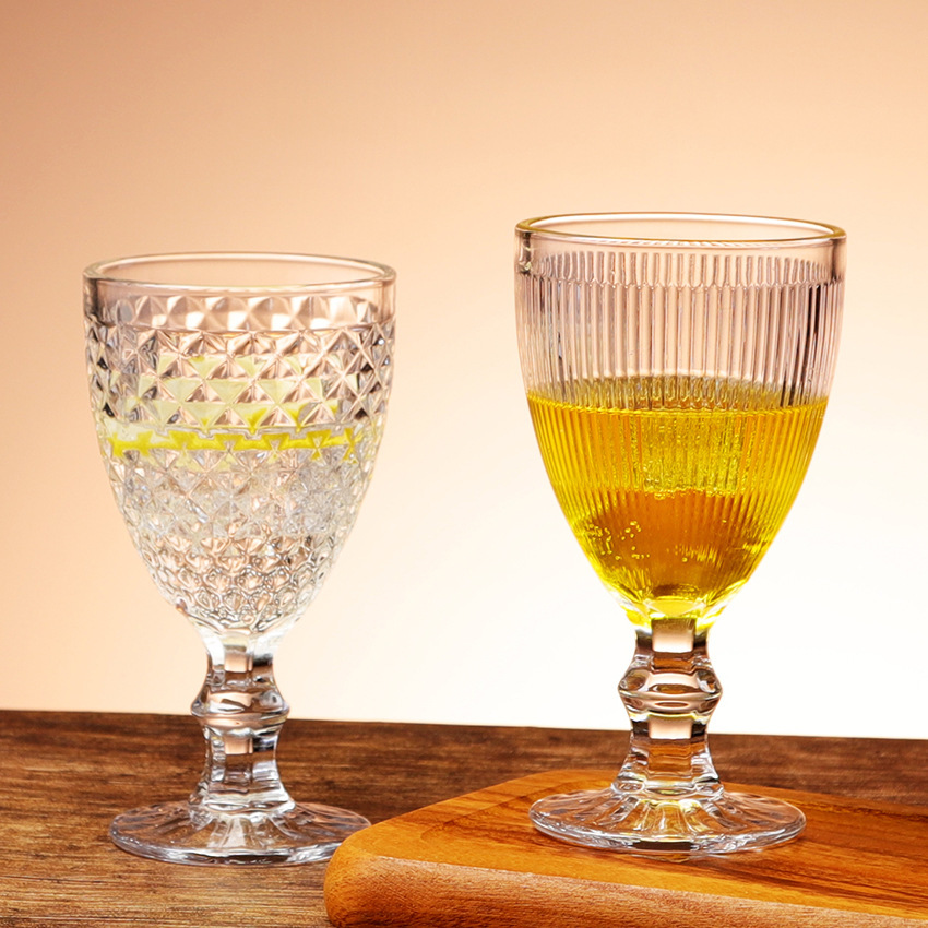 Vintage europeo de pies bajos sol relieve taza de vino vino taza de champán taza de jugo taza de batido taza de bebida fría