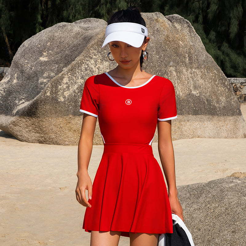 2025 nuevo traje de baño de una pieza para mujer, bóxer de gran tamaño, manga corta conservadora, aguas termales delgadas, vacaciones de ocio, surf, traje de baño