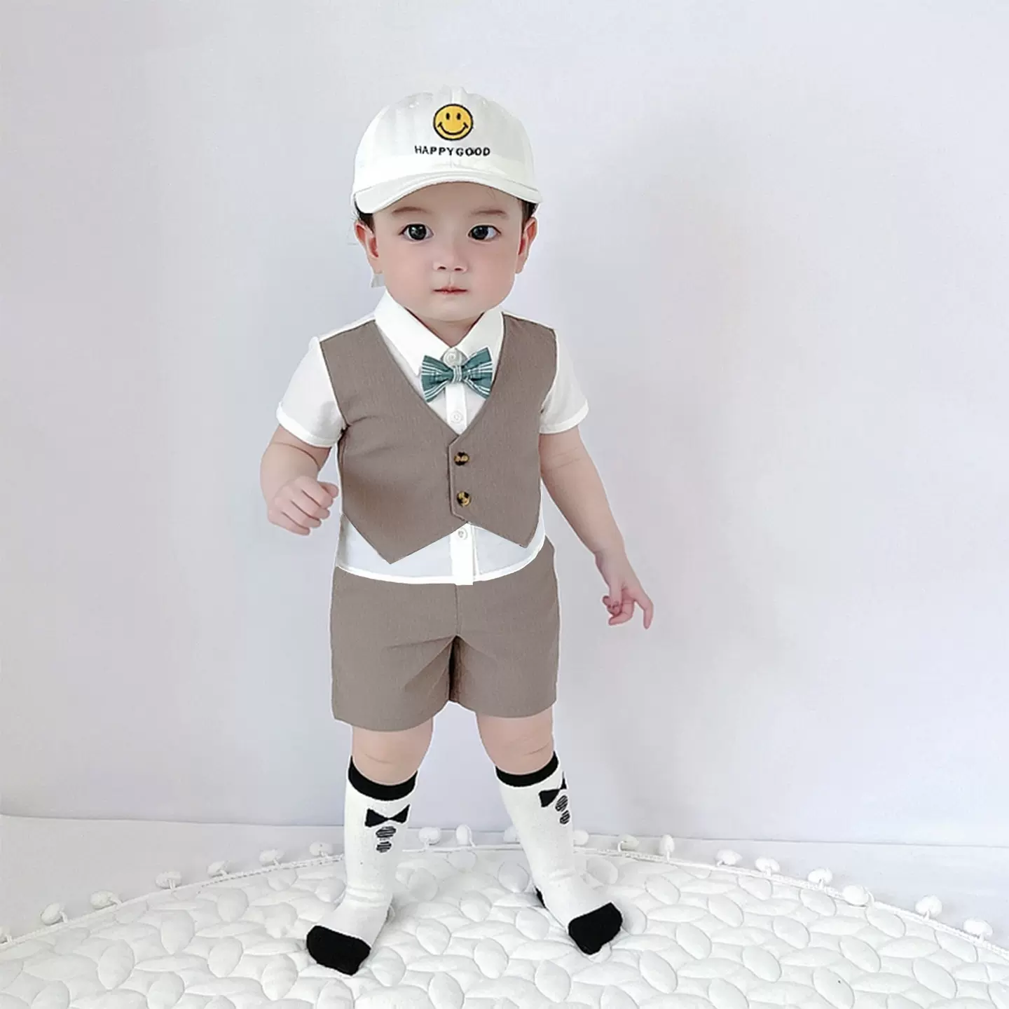 男童礼服套装2025新款儿童西装演出宝宝周岁宴表演服短袖跨境专供