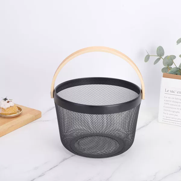 Black (round)