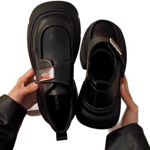 English-style small leather shoes for women, spring 2025, retro versatile, height-increasing, match skirts, thick-soled loafers