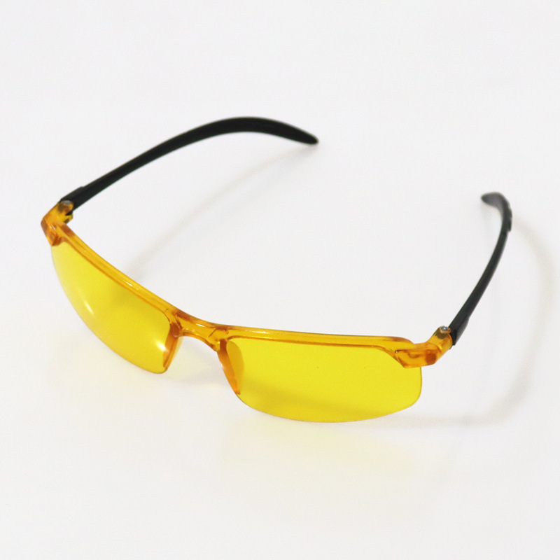 3043 один желтый