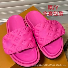 V �Һ��ħ�g�N��ЬŮ2024���e�⴩�r�з���ţ�в���ĸһ����ŮЬ