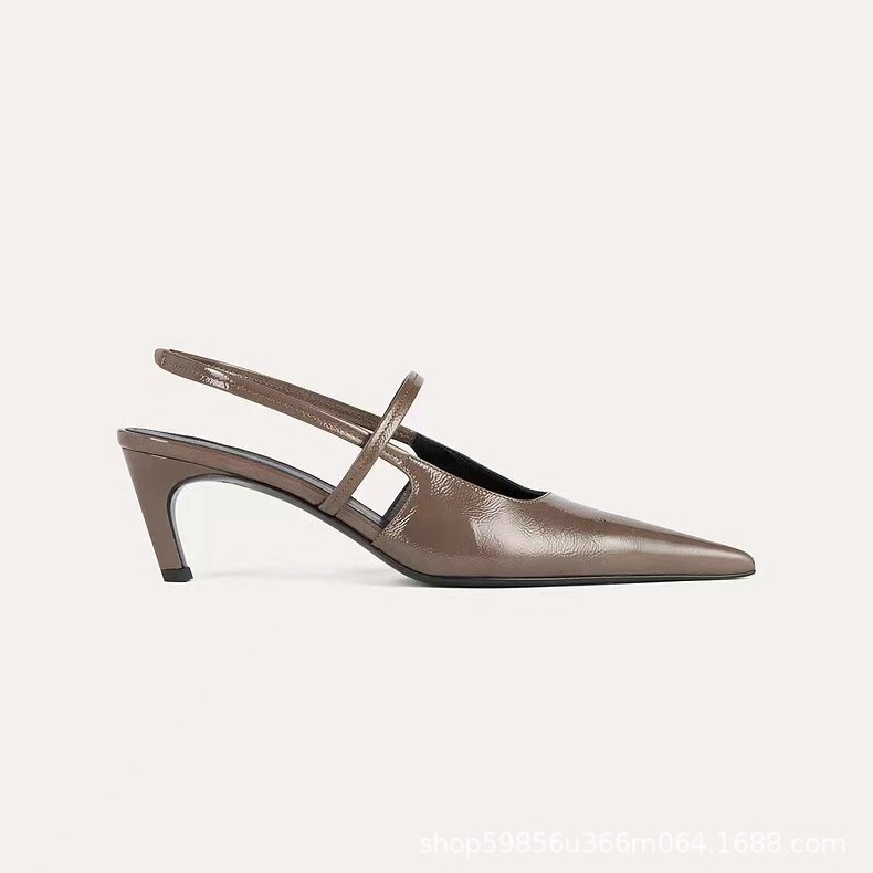 High-Quality Sandals Made in Guangdong, Genuine Leather Pointed Toe Shallow Mouth Cat Heel Shoes, Summer Elegant and Fashionable High-Heeled Sandals for Women