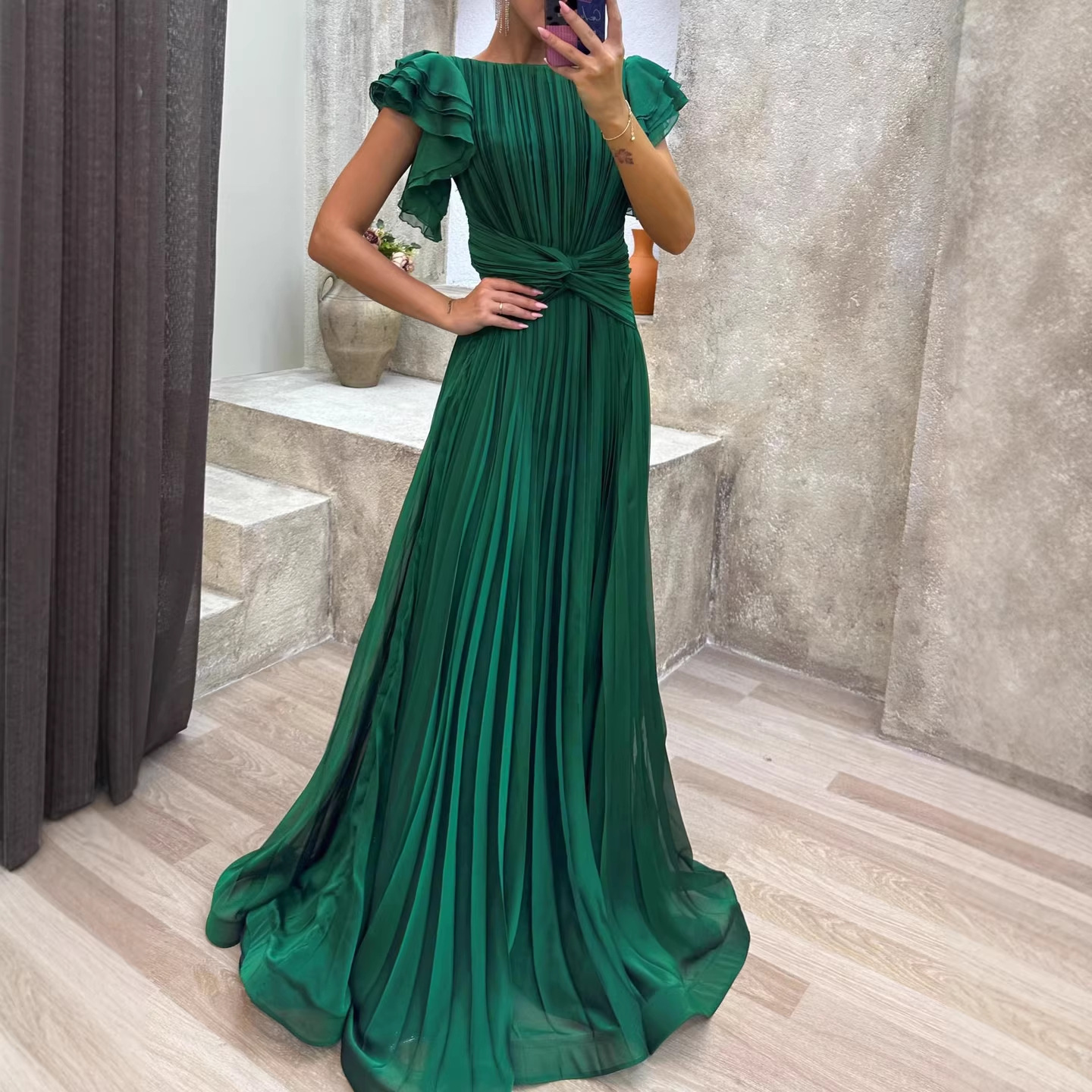 661W New European And American Fashion Women's Mid-Waist Slimming Long Pleated Dress, Large Hem Gown_ecoleips.com