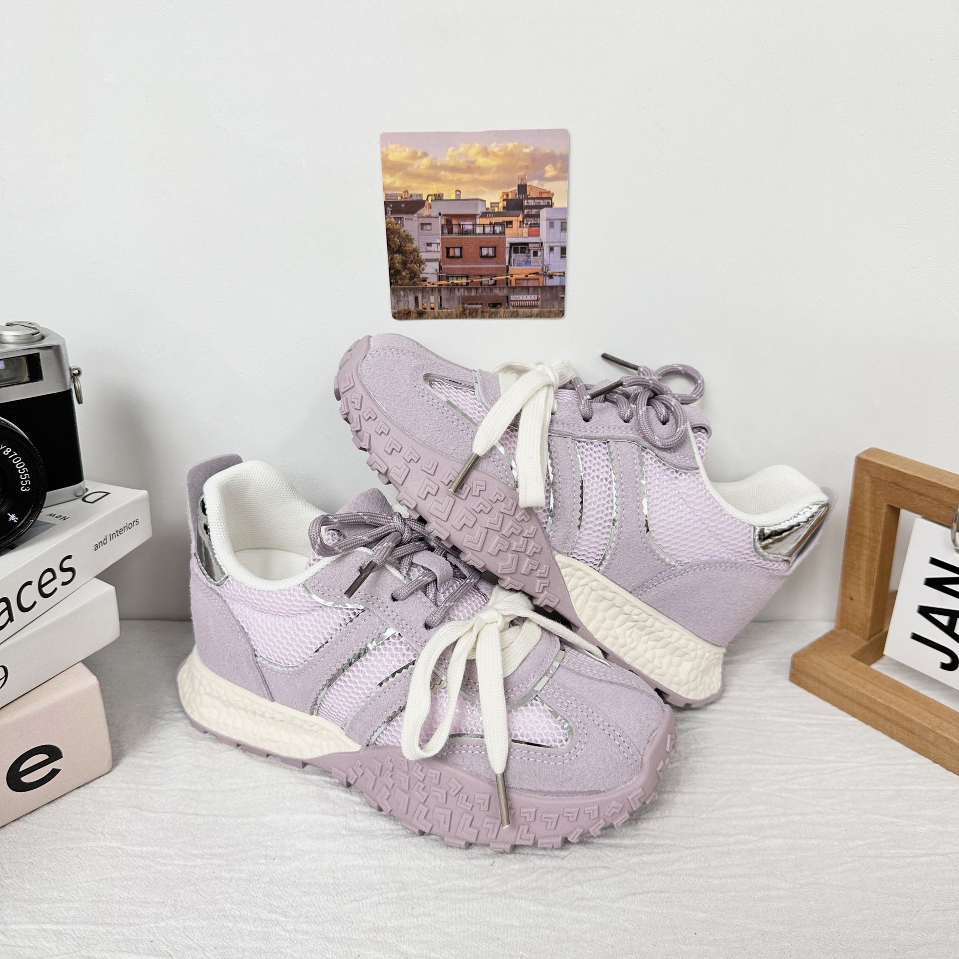 A9915 zapatos de entrenamiento alemanes de suela gruesa para mujer 2025 nuevos zapatos de papá de primavera y otoño realzados zapatos Forrest Gump deportivos y de ocio de todo fósforo