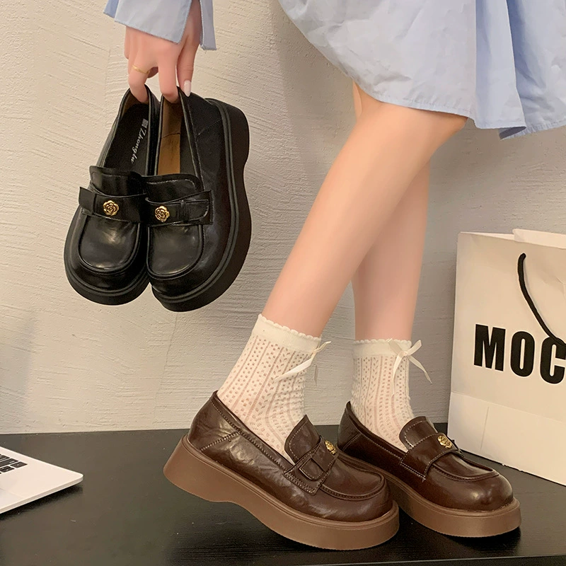 Round toe brown British style thick heel thick sole small leather shoes for women in spring and autumn 2025 new French one-foot loafer shoes