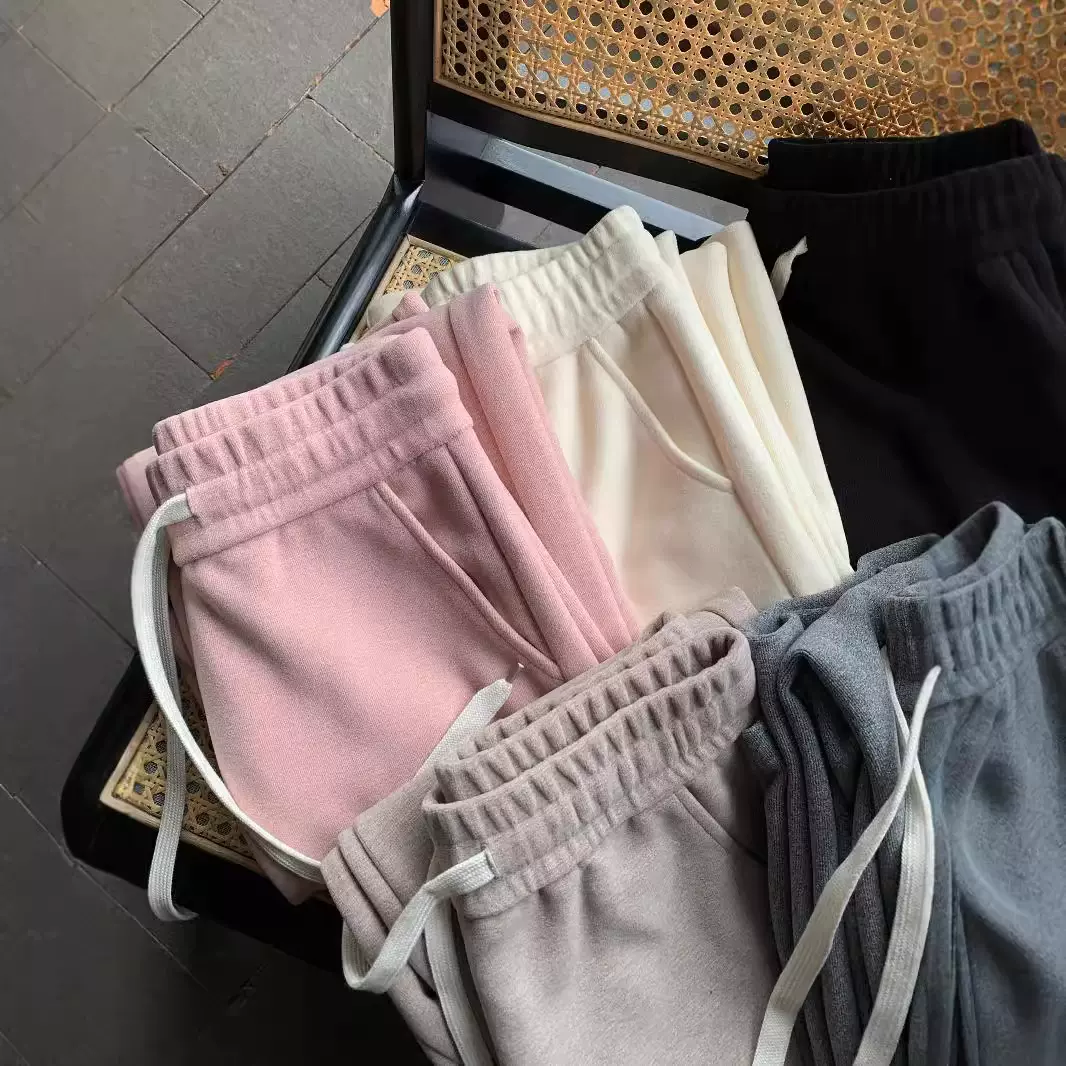 2024秋冬加绒加厚窄版直筒裤女软糯垂感保暖糯米绒阔腿裤米白裤子