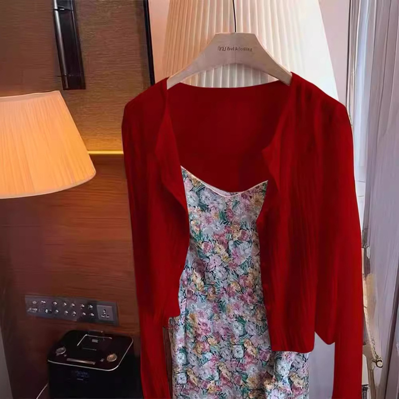 Summer Ice Silk Thin Sunscreen Knitted Cardigan Women's Short Shawl Blouse Coat High-end Sense Elegant Outer Top