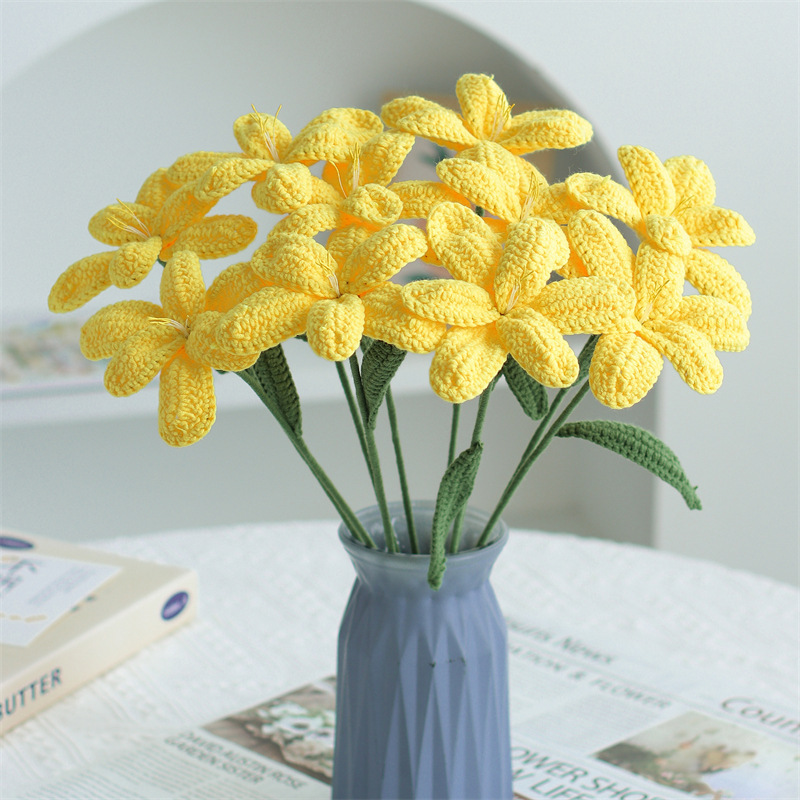 クロスボーダーの手編みの完成品の小さい花束は花の毛糸のメリヤスの花束を模倣します。|undefined